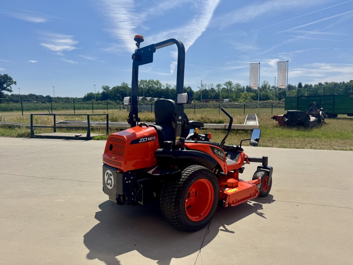 Kubota ZD1211 zero-turn - Afbeelding 3