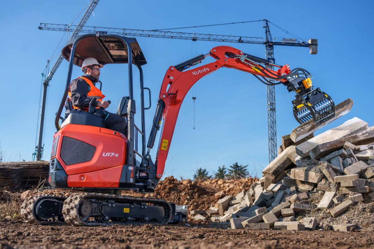 kubota grondverzet graafmachines