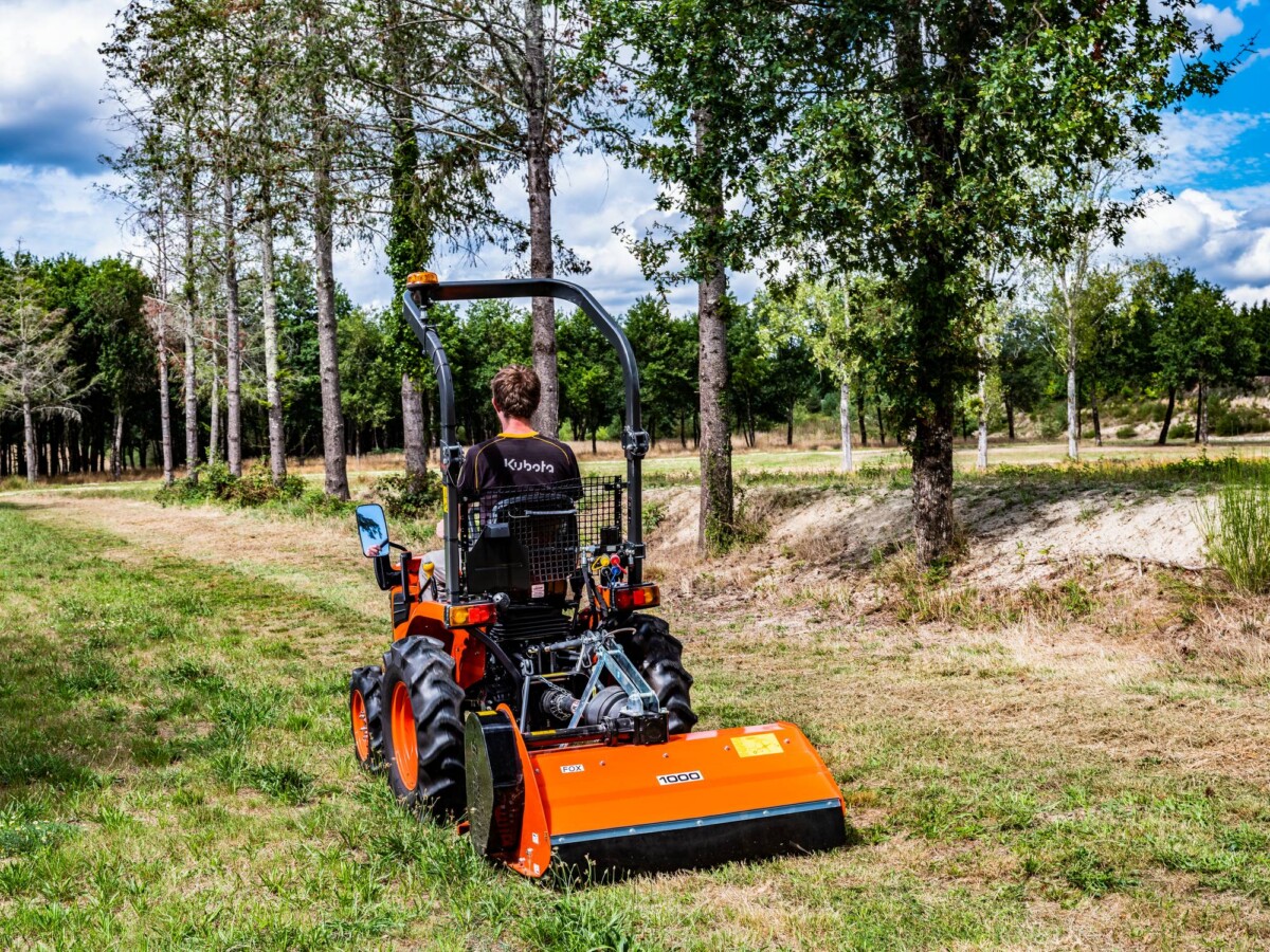 B1_flail_mower_grass_rear
