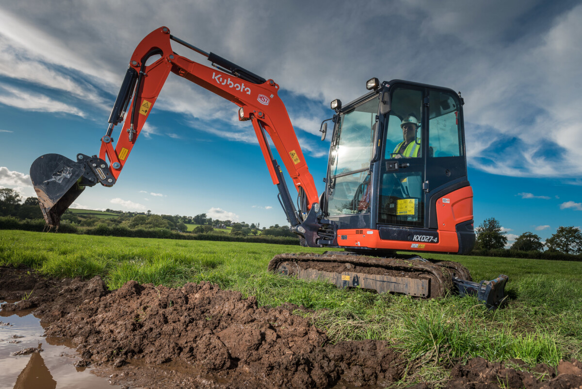 Kubota-KX027-4_Photo-pour-2-derniers-paragraphes