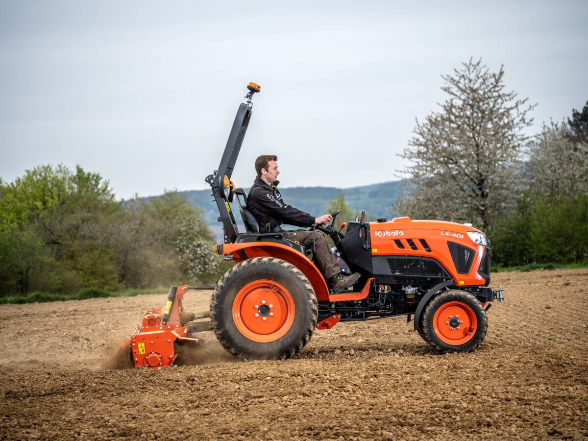 LX-Series_ROPS_rotary_tiller_side1
