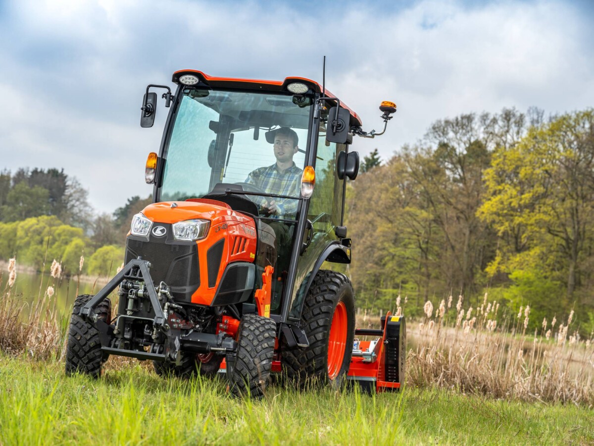 LX-Series_grass_flail_mower_front11