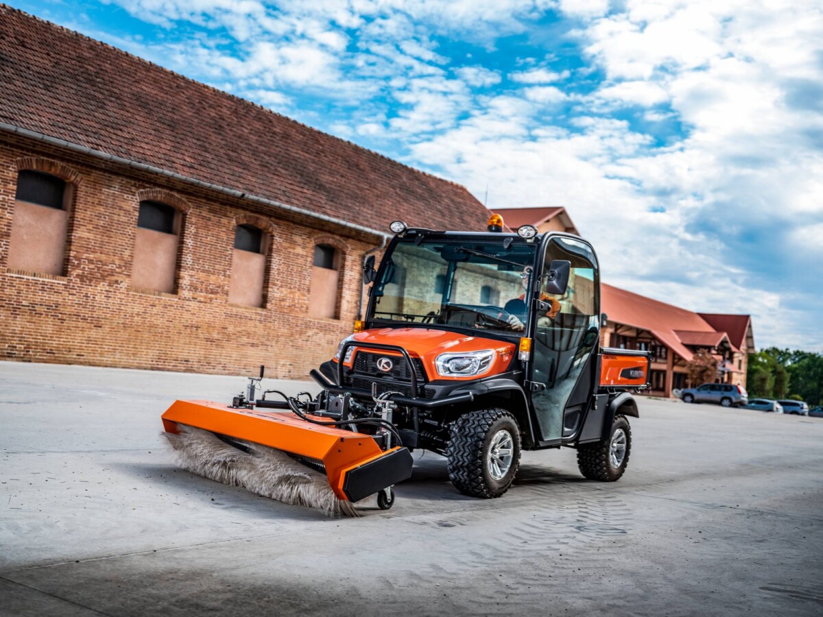RTV_Road_Sweeper_side5