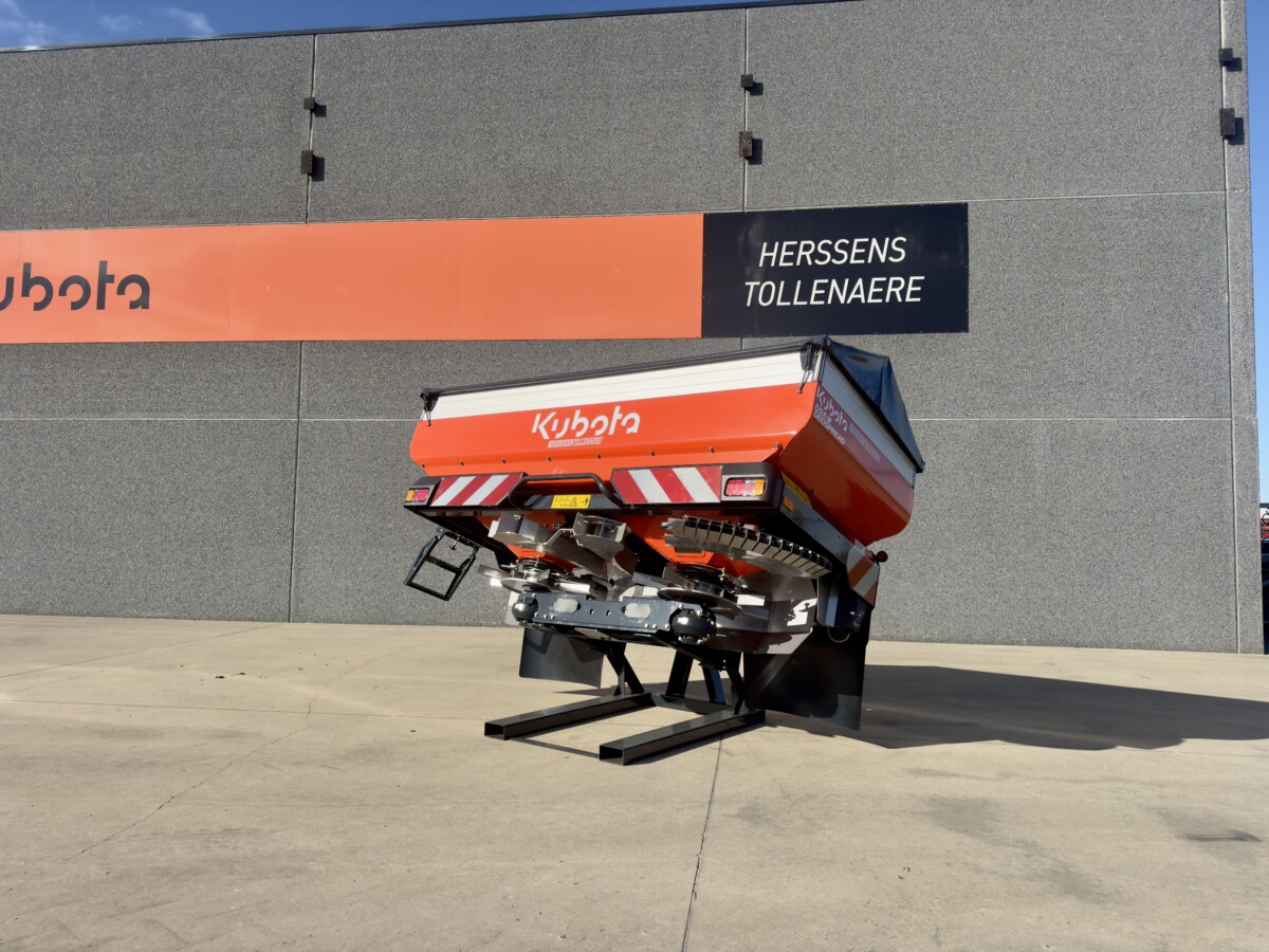 Kubota DSX-W geospread strooier