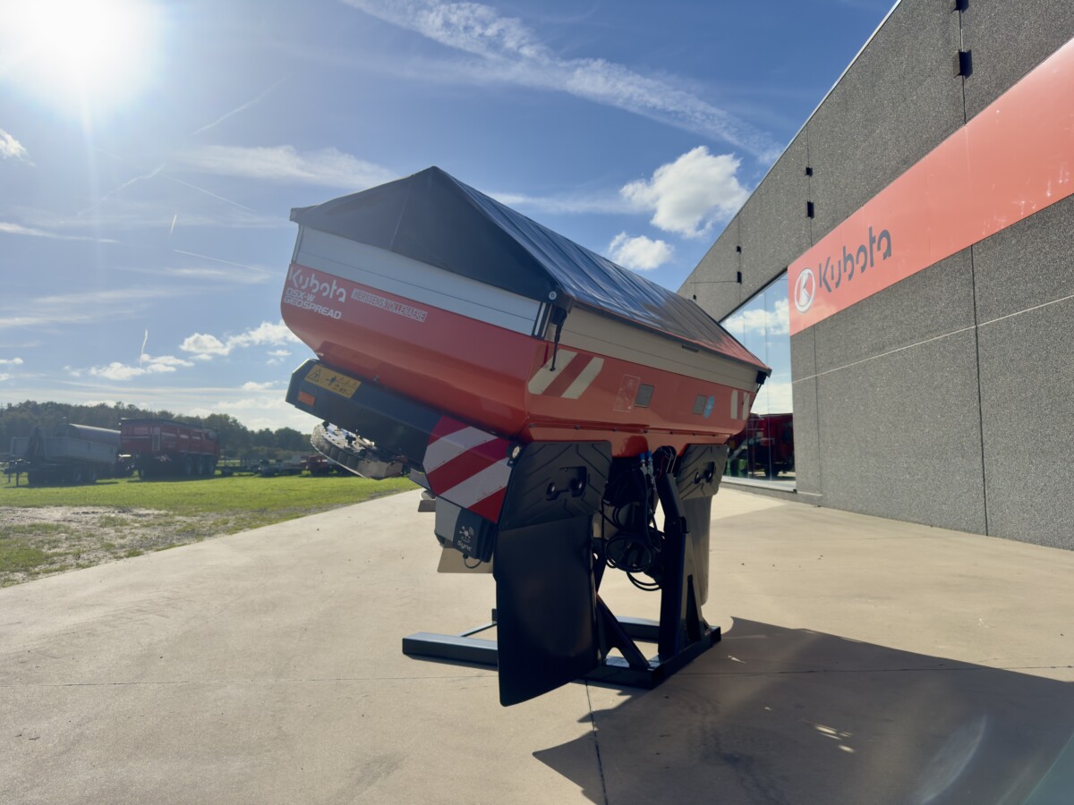 Kubota DSX-W geospread strooier - Afbeelding 2